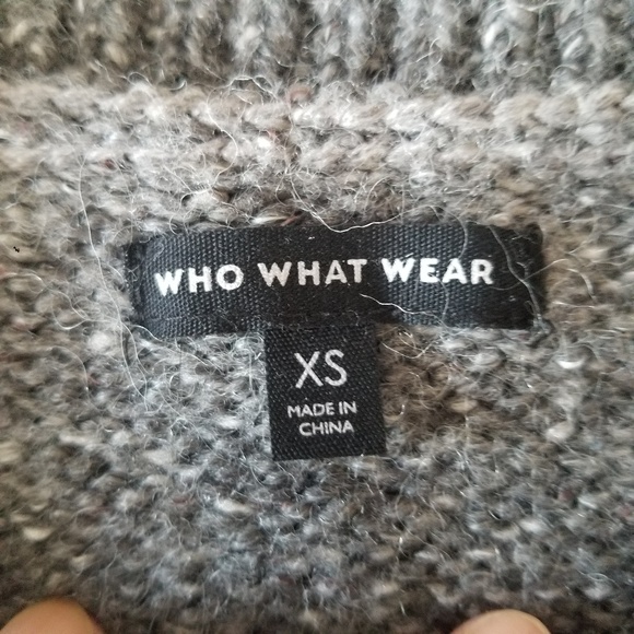 Who What Wear Gray Ombre Sweater Crewneck Size XS - Picture 7 of 9